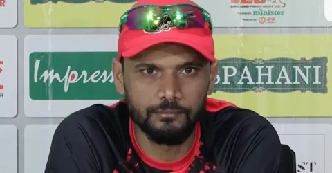 সাকিব-তামিমরা যেন সম্মানের সঙ্গে মাঠ থেকে অবসর নিতে পারে: মাশরাফি