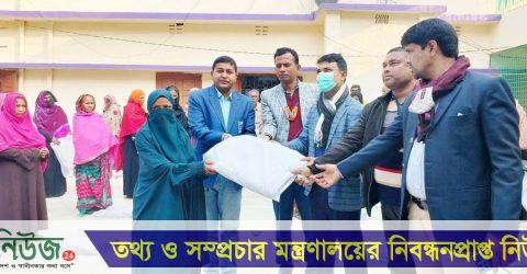 ভয়েস অব ঝিনাইগাতী’র কম্বল পেয়ে হাসলেন নিয়তি রাণী