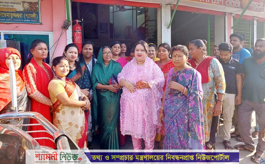 শেরপুর পৌর এলাকায় গণসংযোগ করলেন সাবেক এমপি শ্যামলী