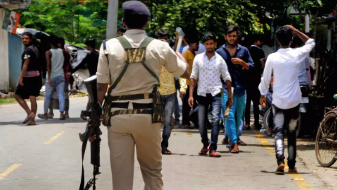 সহিংসতার মধ্য দিয়ে শেষ পশ্চিমবঙ্গের পঞ্চায়েত ভোট, নিহত ৩৫