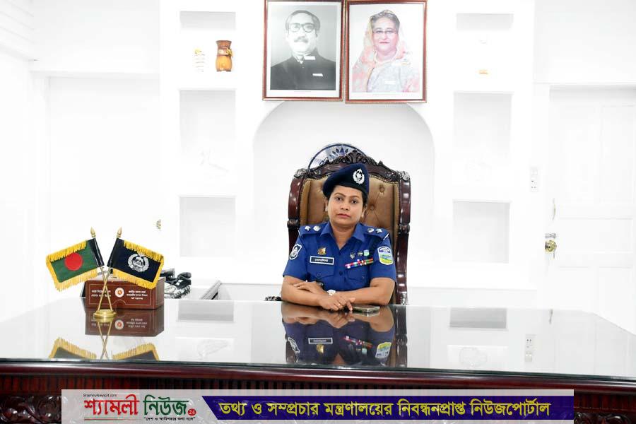 শেরপুরের প্রথম নারী পুলিশ সুপার হিসেবে যোগদান করলেন মোনালিসা বেগম