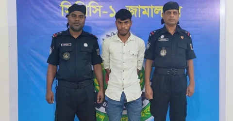 প্রেমিকাকে যৌনপল্লিতে বিক্রি: প্রতারক প্রেমিক র‌্যাবের হাতে গ্রেফতার