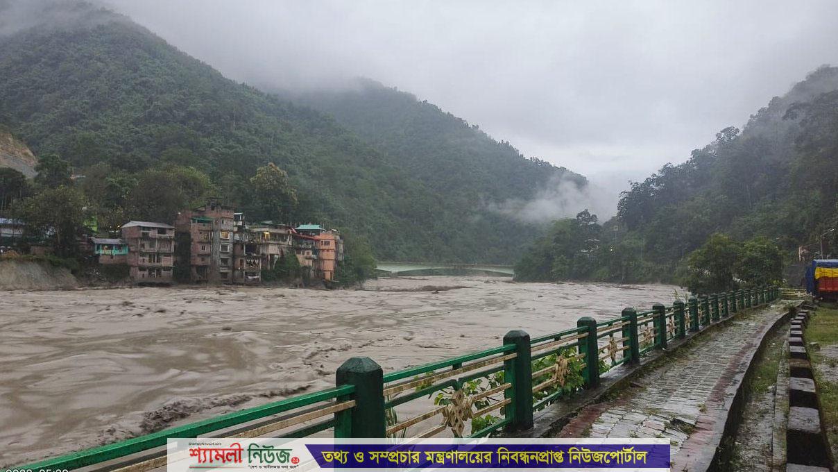 প্রবল বৃষ্টিতে সিকিমে বন্যা, ২৩ ভারতীয় সেনা নিখোঁজ