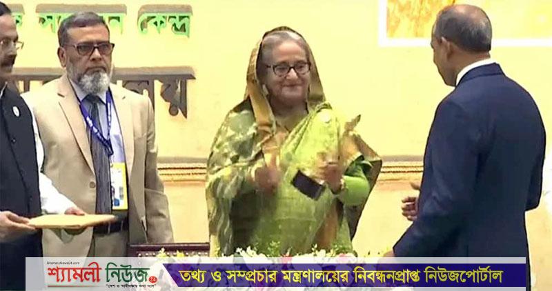 পাট খাতে অবদান রাখায় পুরস্কার পেয়েছেন ১১ ব্যক্তি ও প্রতিষ্ঠান