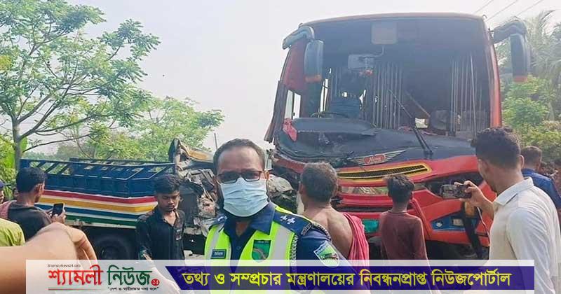 ফরিদপুরে বাস-পিকআপভ্যান সংঘর্ষে নিহত ১৪