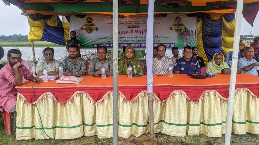 নকলায় বঙ্গবন্ধু ও বঙ্গমাতা গোল্ডকাপ ফুটবল টুর্নামেন্ট উদ্বোধন