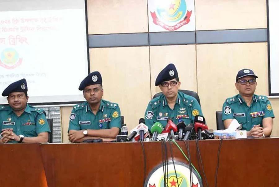 যানজট এড়াতে এইচএসসি পরীক্ষার্থীদের আগেভাগে কেন্দ্রে পৌঁছানোর পরামর্শ ডিএমপির