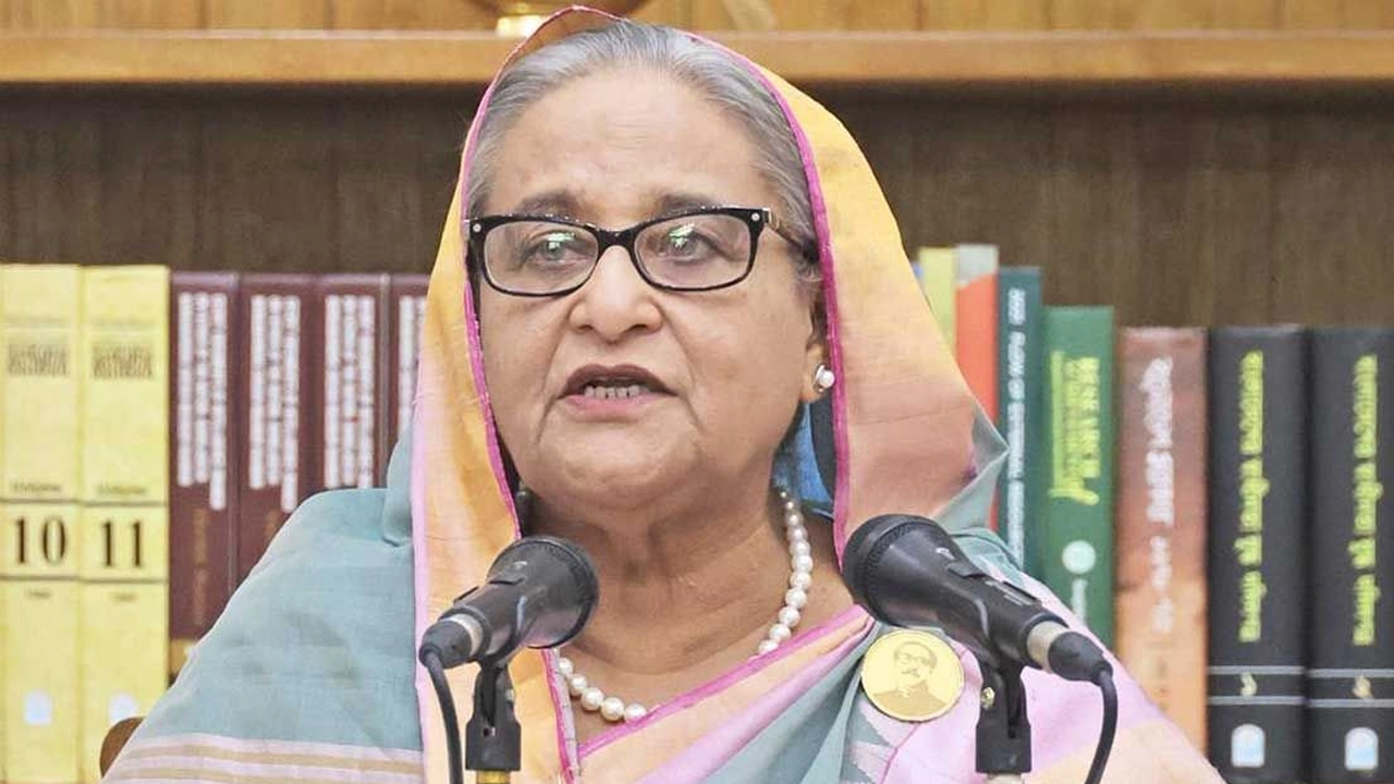 বিদেশে টাকা রাখতে গিয়ে দেশ ছাড়তে হয় সেই অর্থ বানিয়ে লাভটা কী: প্রধানমন্ত্রী