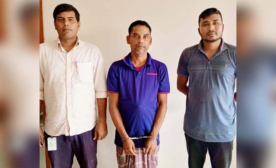 শেরপুরে ৪০ পিস ইয়াবাসহ মাদক ব্যবসায়ী গ্রেফতার
