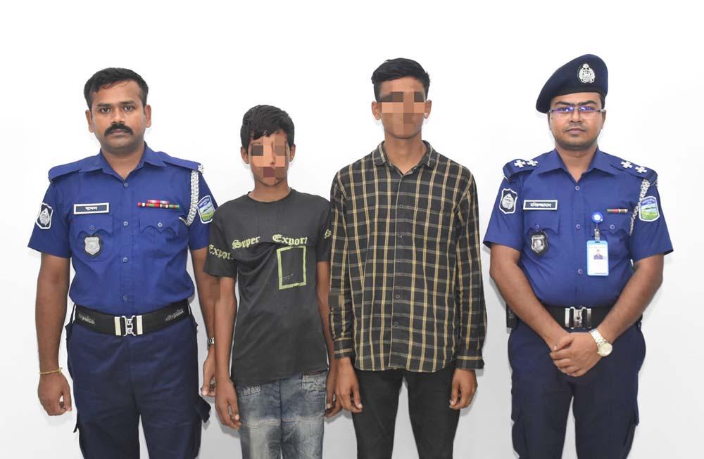 নকলায় চালককে ছুরি দিয়ে আঘাত করে ইজিবাইক ছিনতাইয়ের চেষ্টা, ২ কিশোর গ্রেফতার