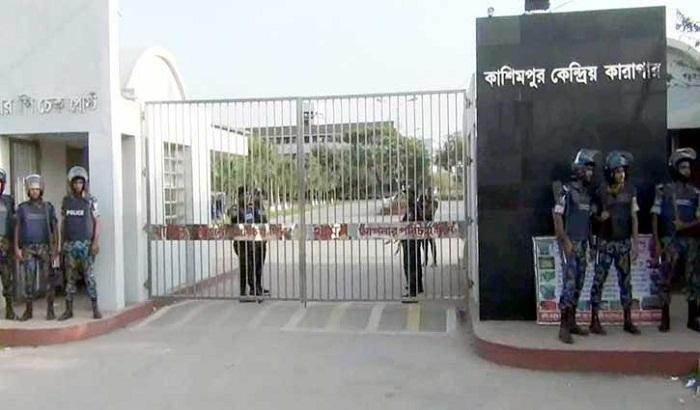 কাশিমপুর কারাগার থেকে ২০৯ বন্দির পলায়ন, নিরাপত্তাকর্মীদের গুলিতে নিহত ৬