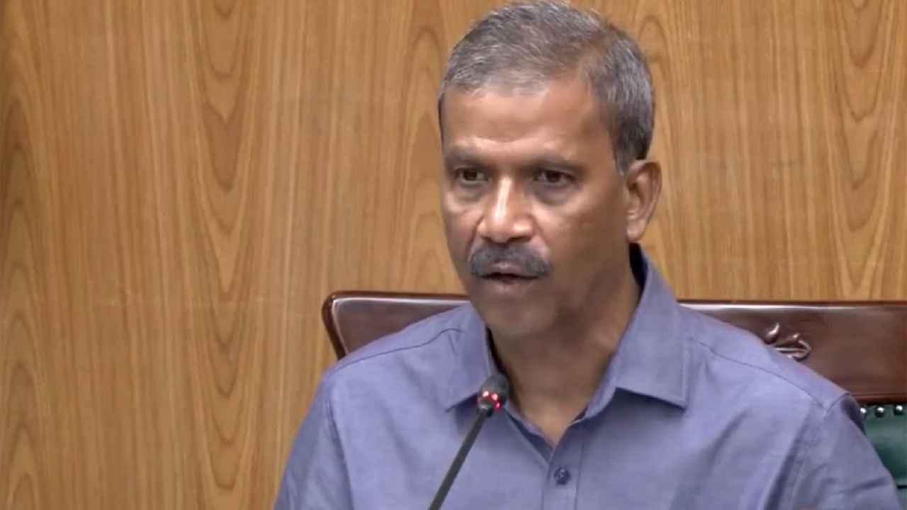 আওয়ামী লীগ ঐতিহ্যবাহী দল, তাদের সংগঠন করার অধিকার আছে: আইন উপদেষ্টা