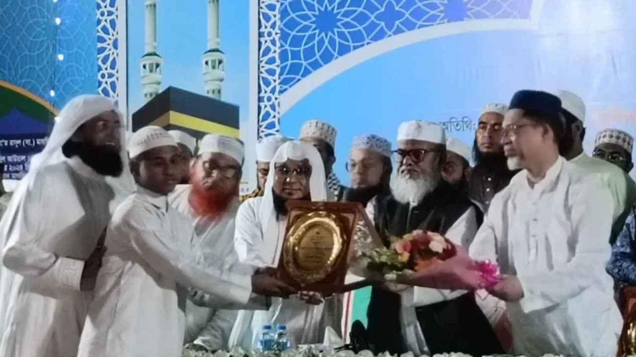 রাসুল (স.)-এর আদর্শের বিকল্প নেই: ধর্ম উপদেষ্টা