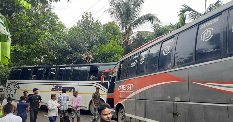 শ্রীবরদীতে দুই বাসের মুখোমুখি সংঘর্ষ, আহত ২০