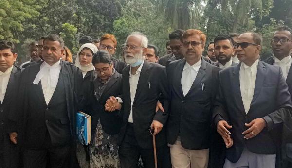 আইনজীবী জেড আই খান পান্নার হাইকোর্টে আগাম জামিন