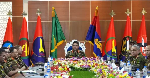 আর্টিলারি রেজিমেন্টকে প্রযুক্তি ও পেশাগত দক্ষতায় জোর দেওয়ার তাগিদ সেনাপ্রধানের