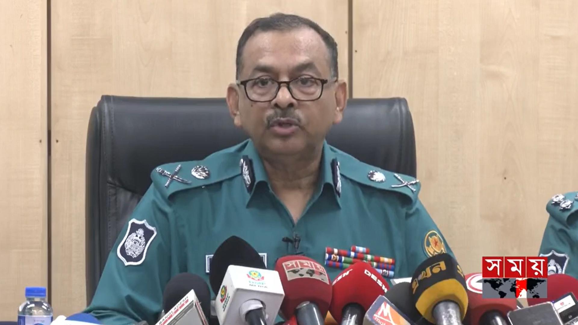 বিশৃঙ্খল অবস্থায় ঢাকার ট্রাফিক ব্যবস্থা : ডিএমপি কমিশনার