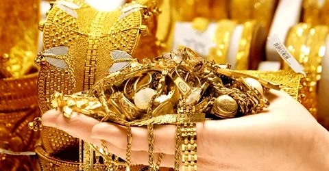 ফের বেড়েছে সোনার দাম