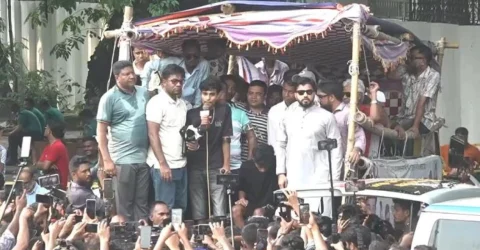৪৮ ঘণ্টা আলটিমেটাম দিয়ে আন্দোলন স্থগিতের ঘোষণা ইশরাকের