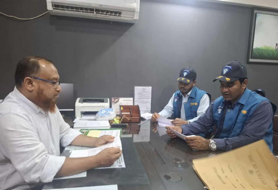 শেরপুরে বিআরটিএ অফিসে অভিযান চালিয়েছে দুদক