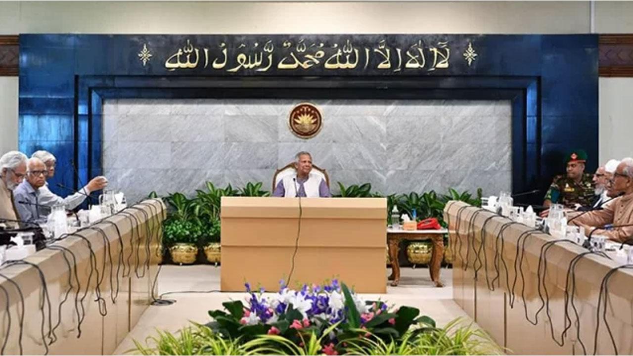 সন্ধ্যায় অন্তর্বর্তী সরকারের উপদেষ্টা পরিষদের জরুরি বৈঠক