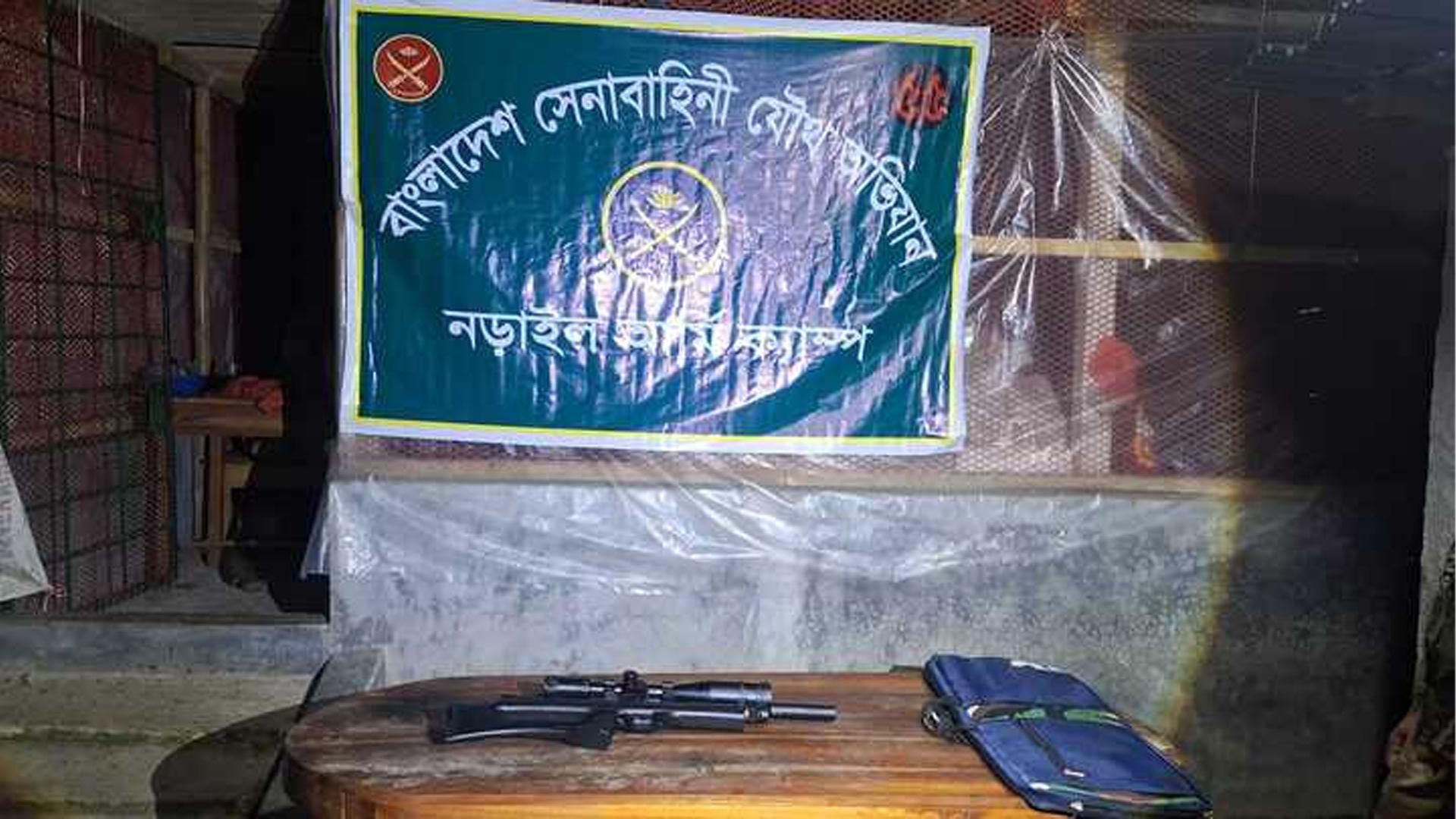 নড়াইলে কলেজশিক্ষার্থীর ঘর থেকে স্নাইপার রাইফেল উদ্ধার