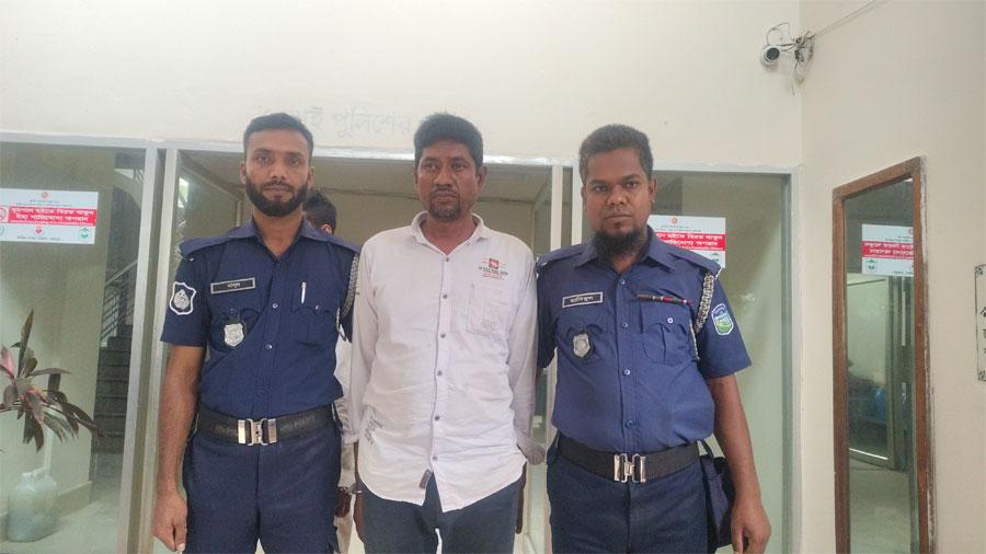 শেরপুরে সাংবাদিকদের ওপর হামলায় জড়িত আরো ১ জন গ্রেফতার