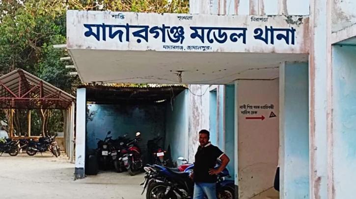 মাদারগঞ্জে আ.লীগ-যুবলীগের ৩ নেতা গ্রেপ্তার