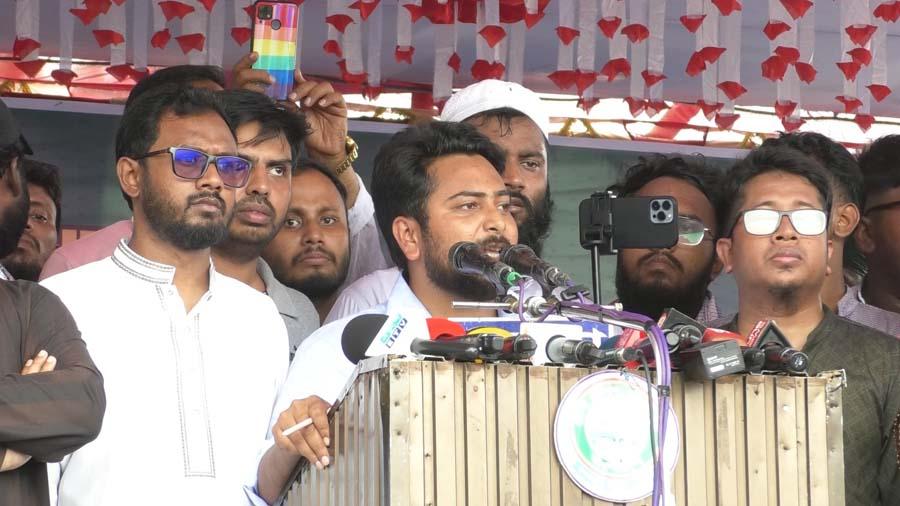 গণঅভ্যুত্থান না হলে আপনারা নির্বাচনের স্বপ্ন দেখতে পারতেন না: জামালপুরে নাহিদ ইসলাম