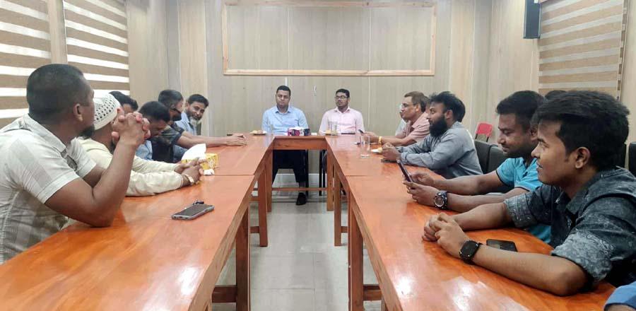 নকলায় সাংবাদিকদের সাথে নবাগত ইউএনওর মতবিনিময়