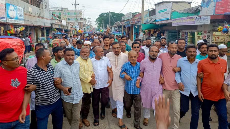 নেত্রকোনায় বাবরকে জড়িয়ে নাসীরুদ্দীন পাটওয়ারীর মন্তব্যের প্রতিবাদে বিএনপির বিক্ষোভ