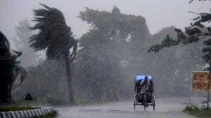টানা ৫ দিন বৃষ্টির আভাস, সন্ধ্যার মধ্যে যেসব জেলায় হতে পারে ঝড়