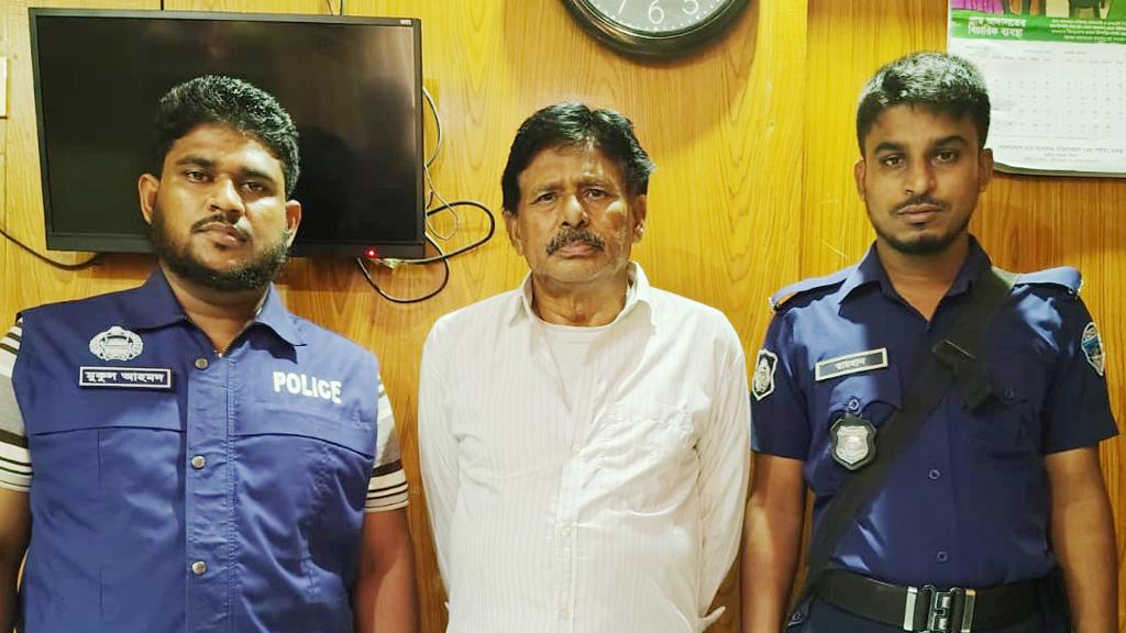 হাতিয়ার শ্বশুরবাড়ি থেকে আ.লীগ নেতা গ্রেপ্তার