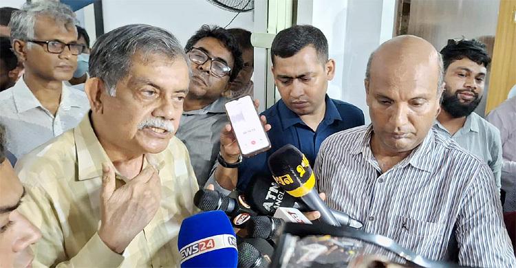 নিজ থেকে পদত্যাগ করার কোনো ইচ্ছা নেই, সরকার বললে চলে যাব : শিক্ষা উপদেষ্টা