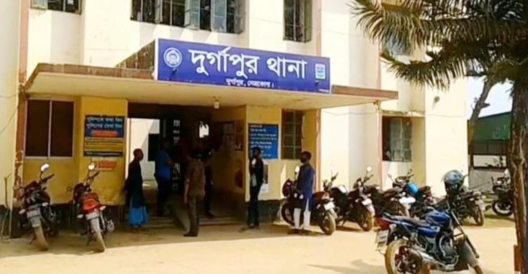 নেত্রকোনায় ঘর থেকে স্বামী-স্ত্রীর ঝুলন্ত মরদেহ উদ্ধার