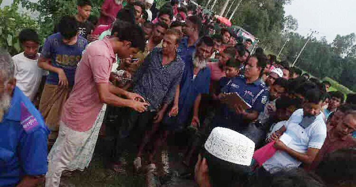 শেরপুরে গলায় রশি পেঁচানো লাশের পাশে তিন জোড়া জুতা
