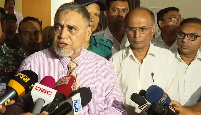 আগামী ফেব্রুয়ারির প্রথমার্ধে সংসদ নির্বাচন : রংপুরে সিইসি নাসির উদ্দীন
