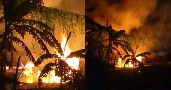ঝিনাইগাতীর তিনানী বাজারে অগ্নিকাণ্ডে দোকান পুড়ে ছাই, ব্যাপক ক্ষয়ক্ষতি